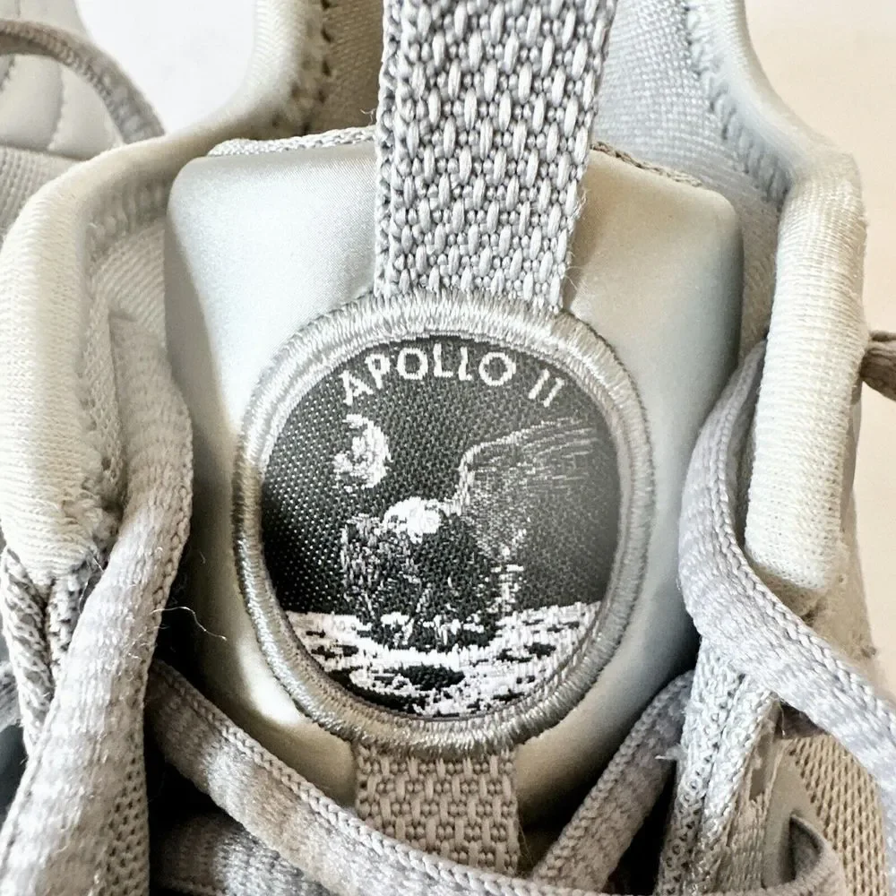 Nike NASA PG3 50th Anniversary Silver Size 5 Youth Sneakers Athletic‎ Shoes ￼